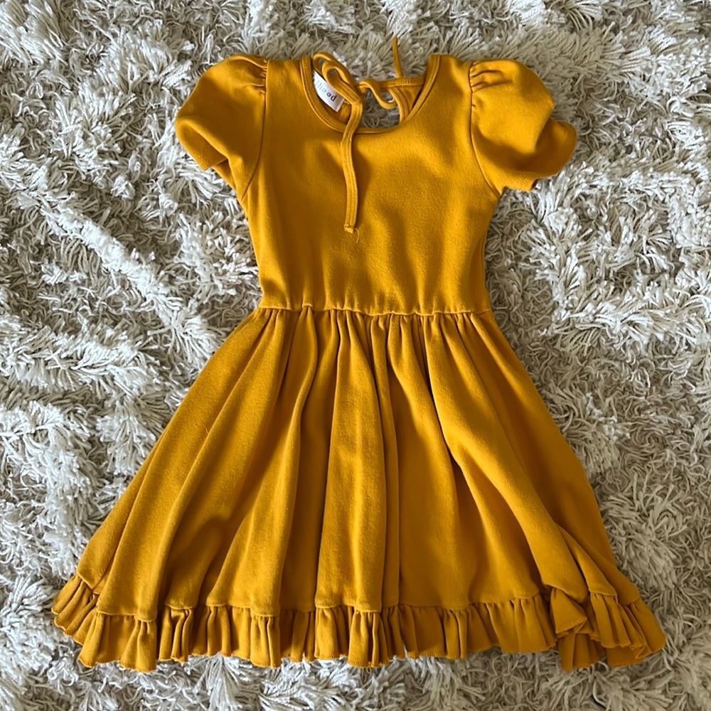 Girls dress